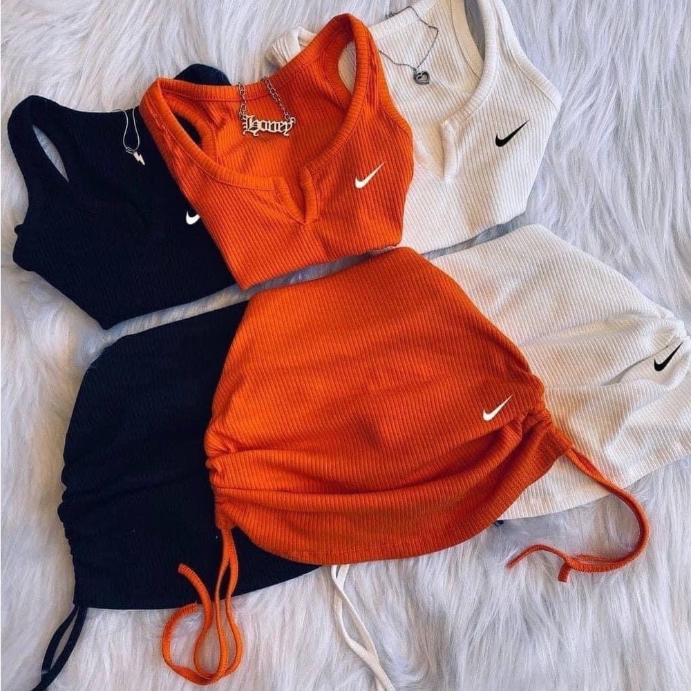 BROWN Swoosh check mark
Two-piece summer skirt set